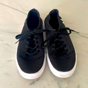 Under Armour sneakers, kids size 2.5